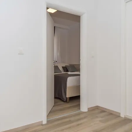 Mara Apartment