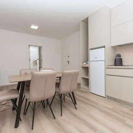 Mara Apartment